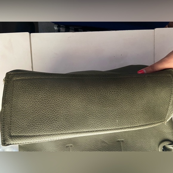 Deux Lux Raw Leather Tote Large Olive Green - Picture 3 of 6